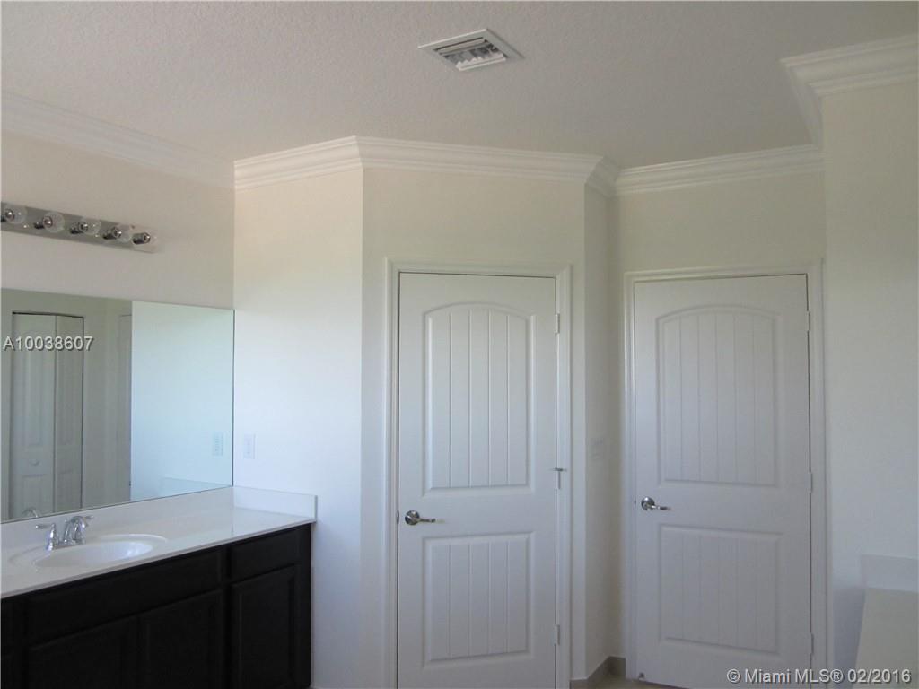 Reedland Reef - Residential