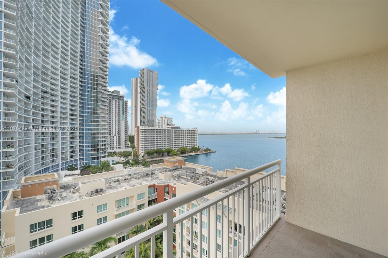 2000 N Bayshore Dr 1203