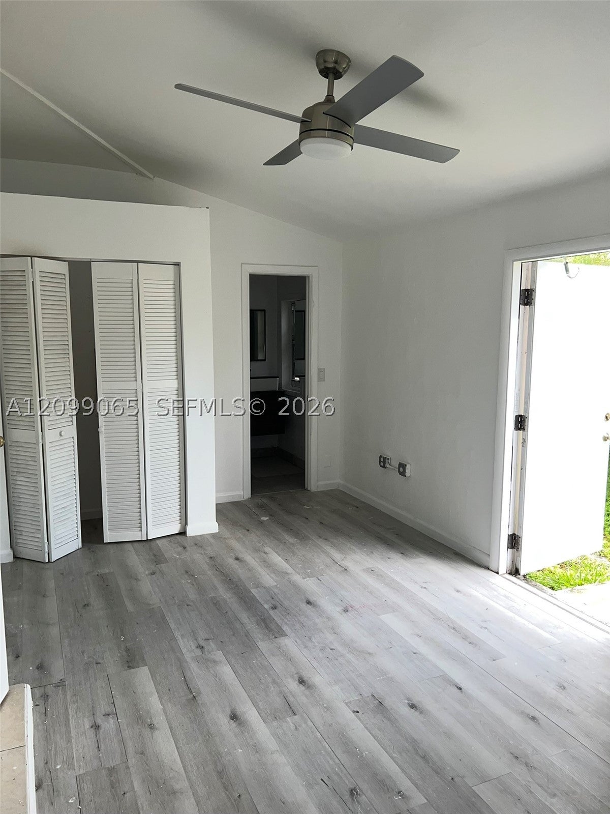 802 S 24th Ave 1