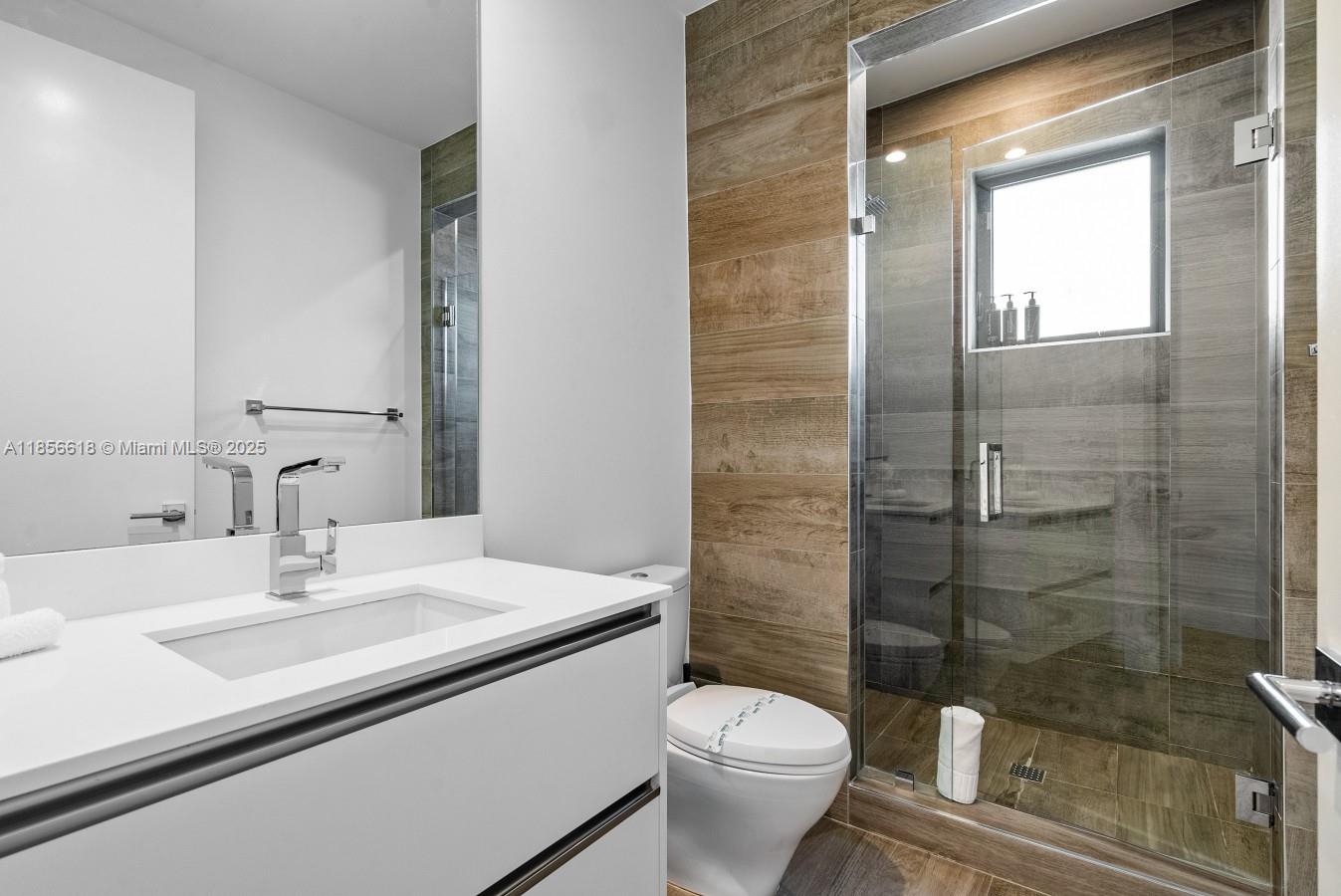 HIMMARSHEE PARK - Residential Lease