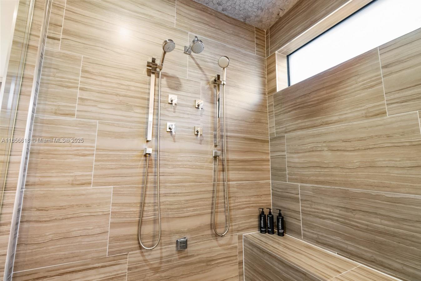 HIMMARSHEE PARK - Residential Lease