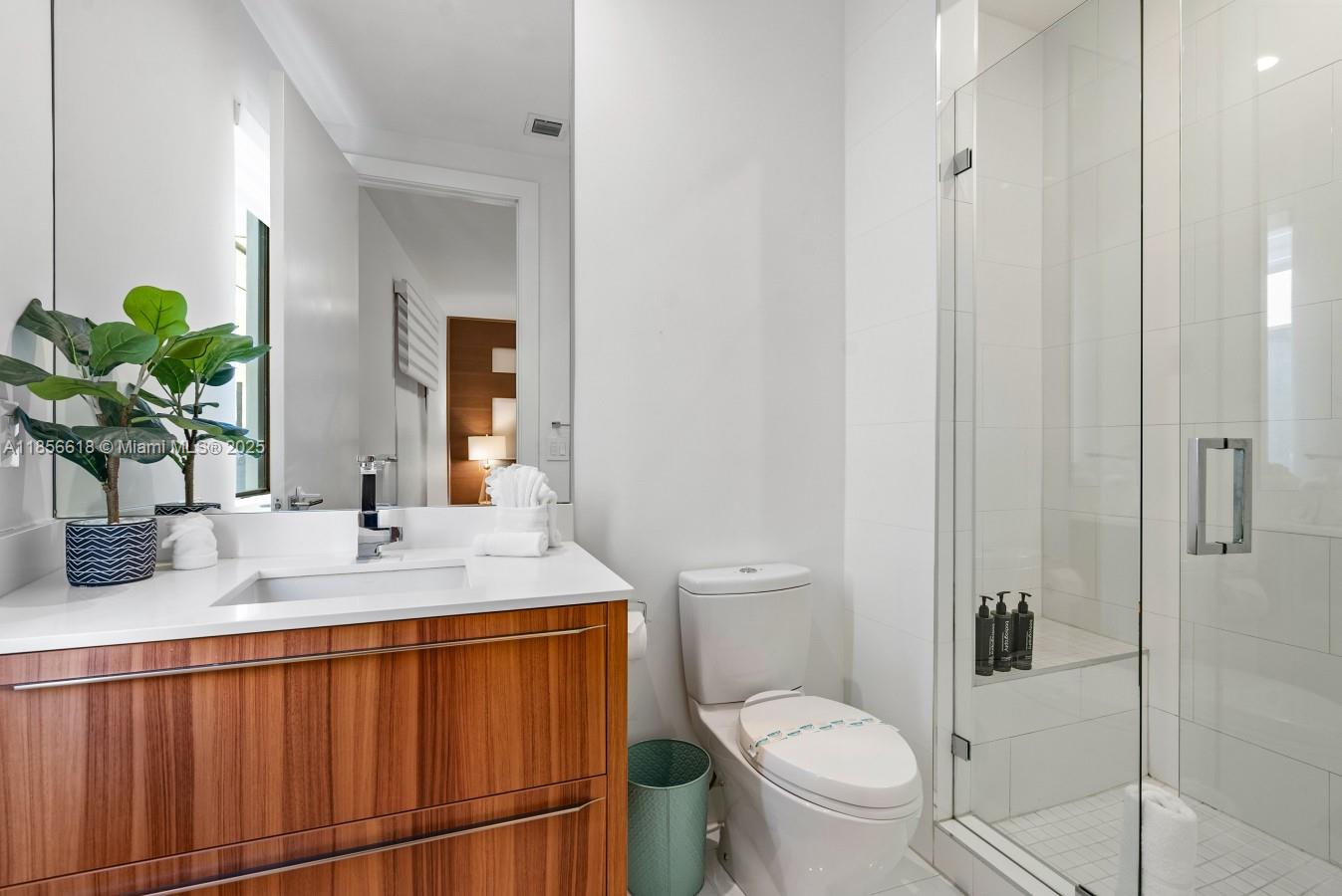 HIMMARSHEE PARK - Residential Lease