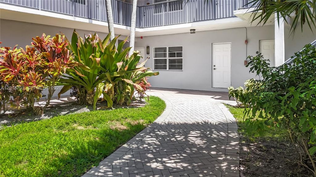Photo of 2600 S Ocean Dr #S102, Hollywood, FL 33019 (MLS # A12018703)