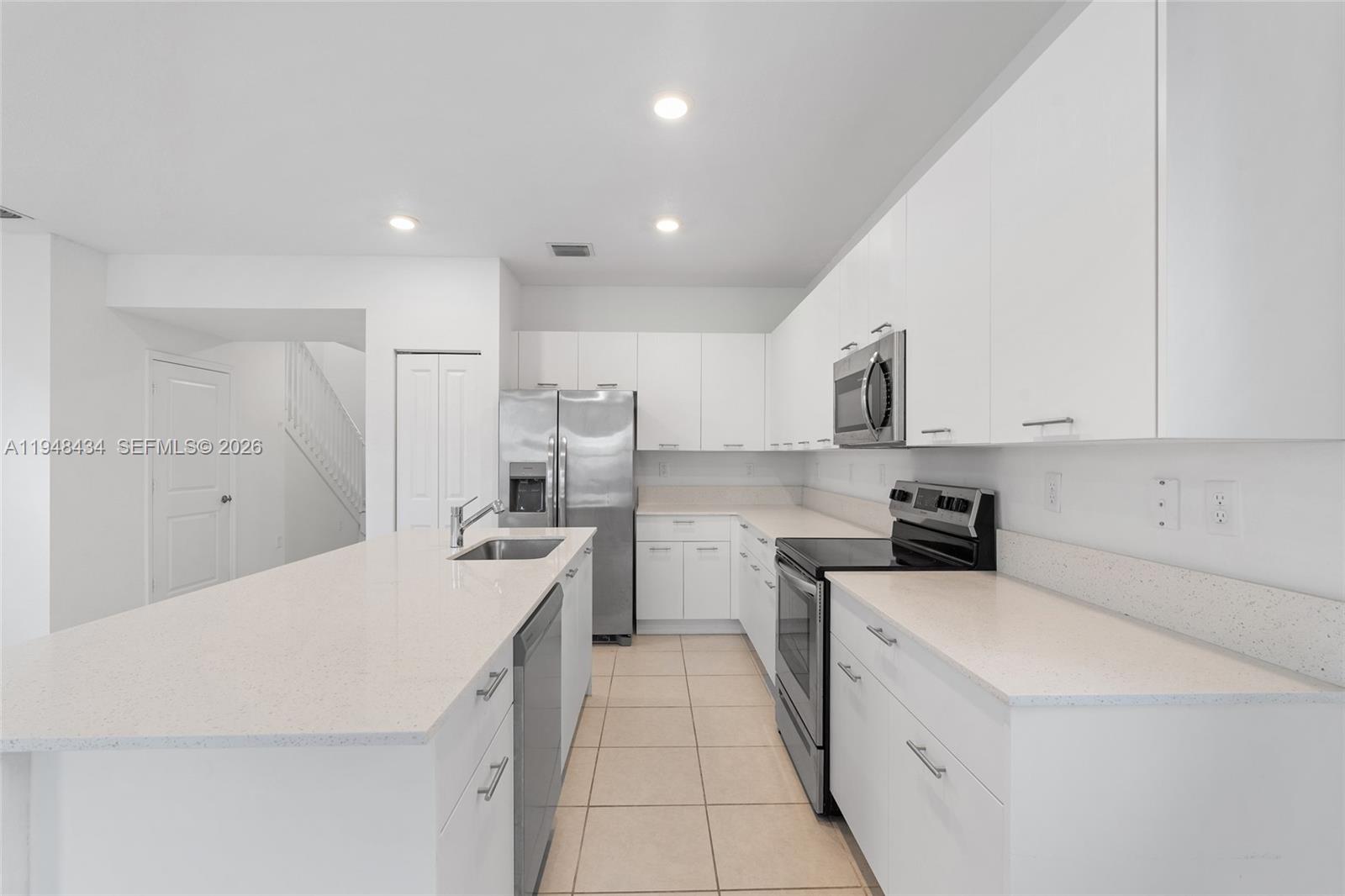 GOLF PARK SEC 1 Westview - Residential