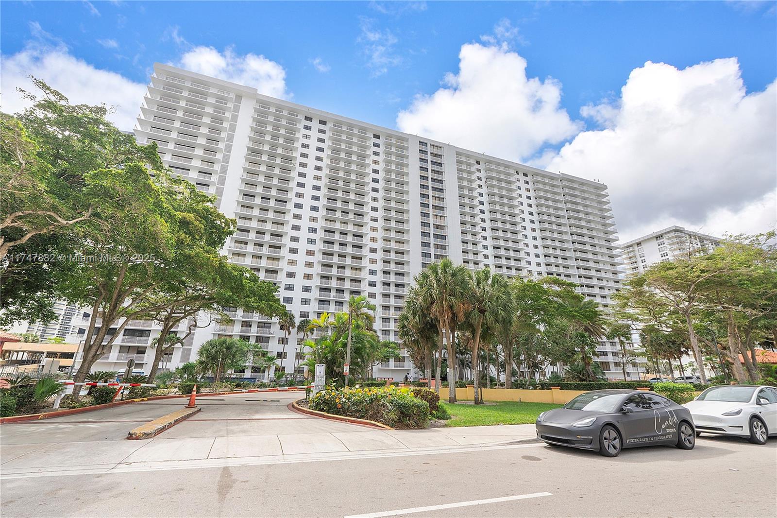 210 174th St 902, Sunny Isles Beach, Miami-Dade County, Florida - 2 Bedrooms  
2 Bathrooms - 