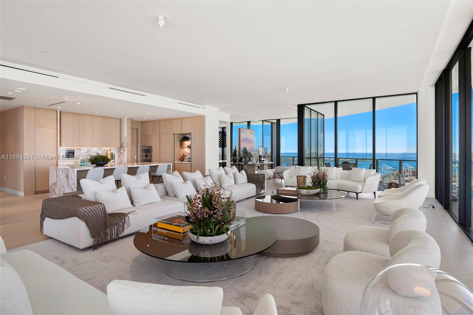 FIVE PARK - Residential