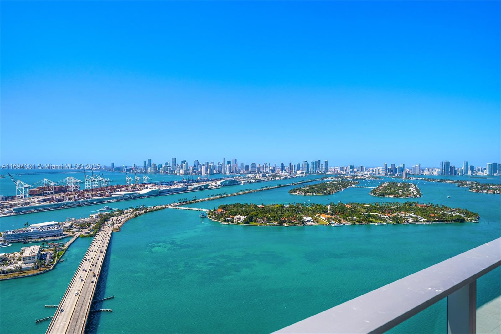 FIVE PARK - Residential