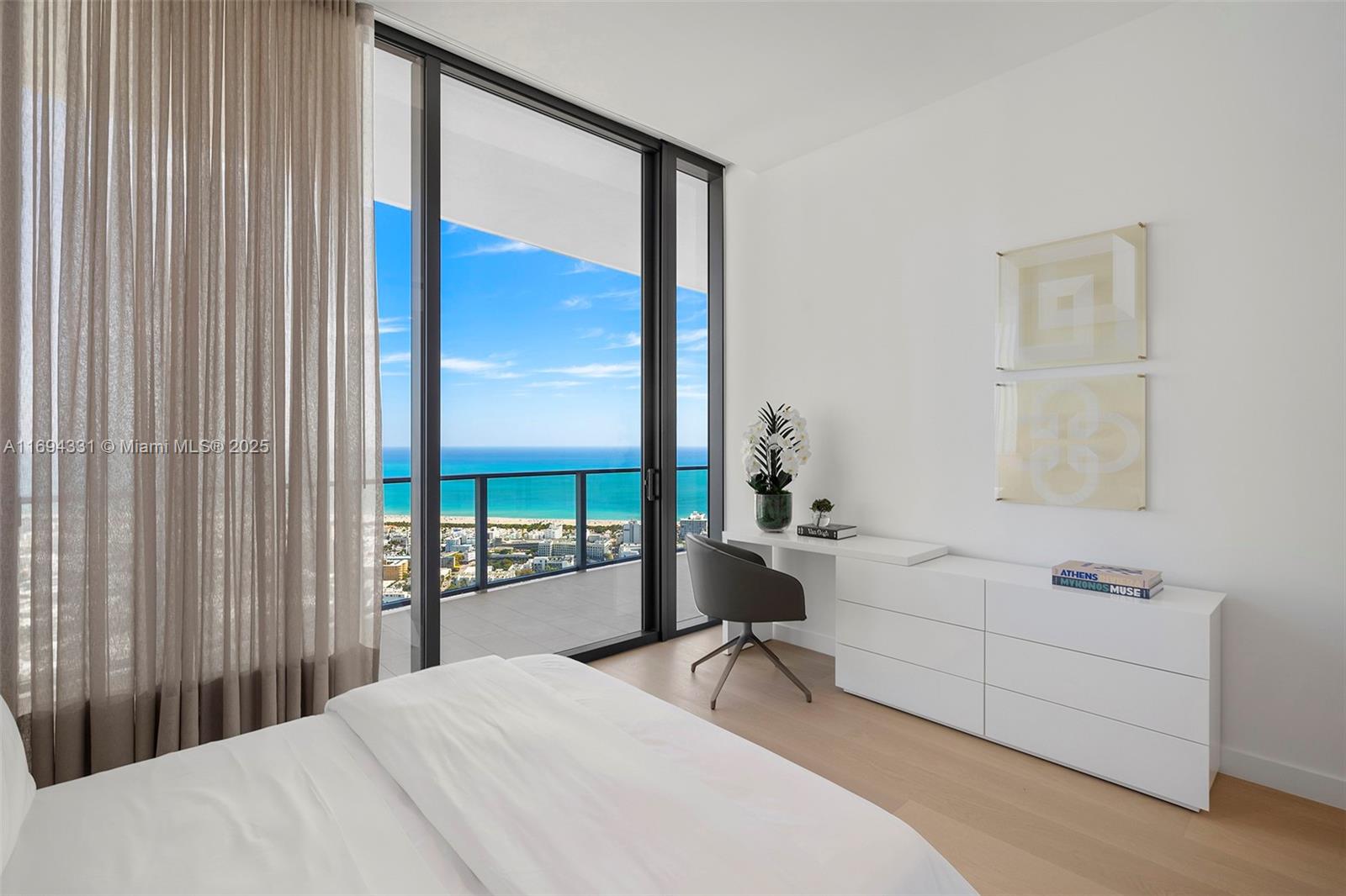 FIVE PARK - Residential