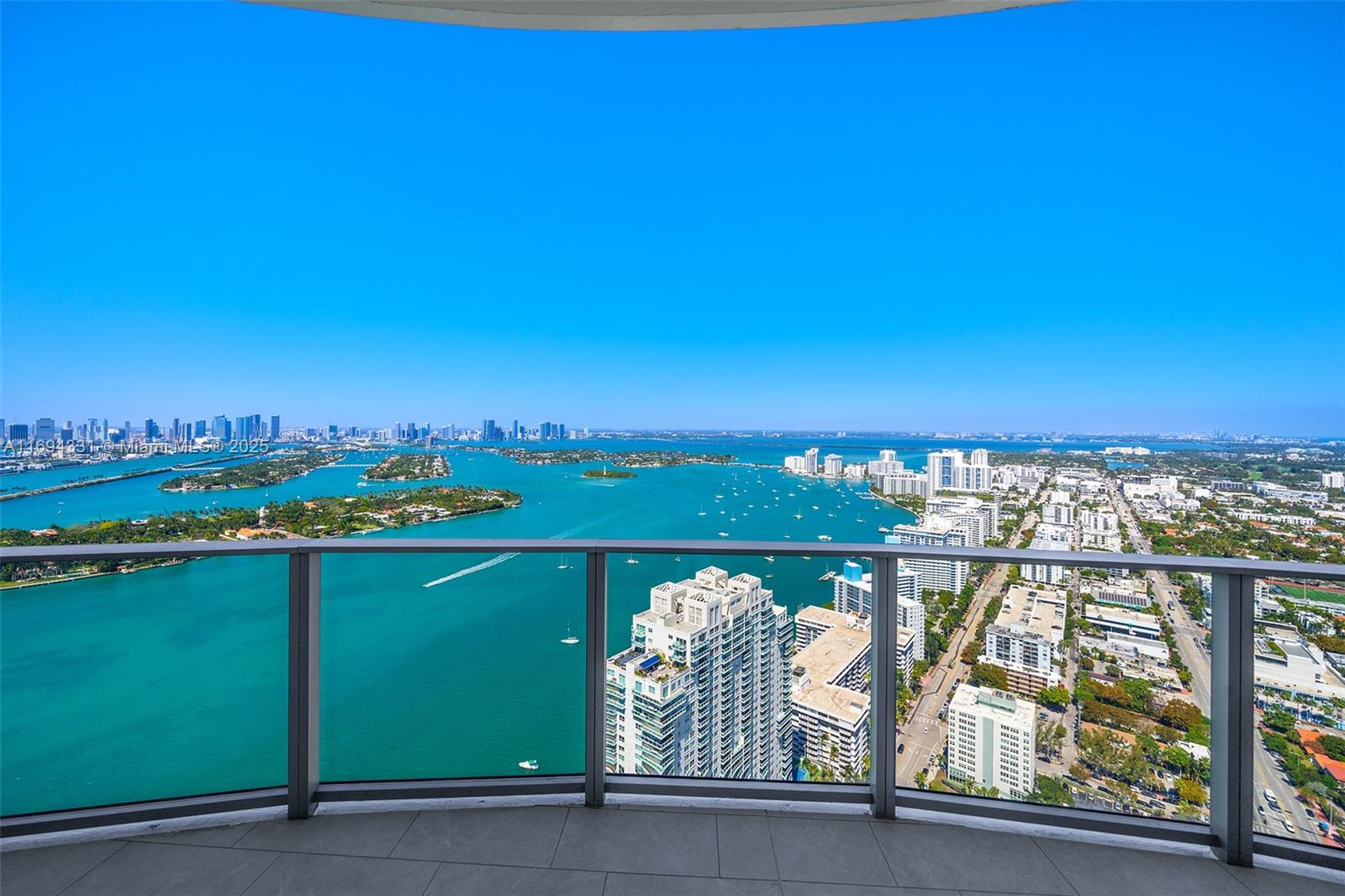 FIVE PARK - Residential