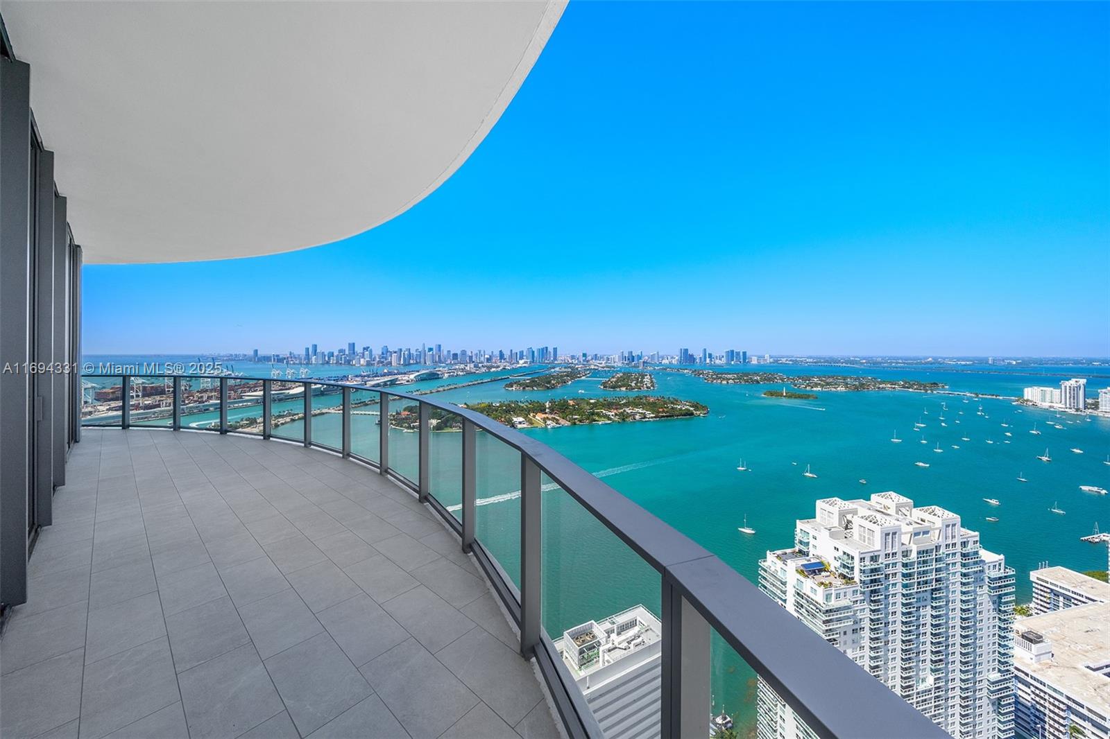 FIVE PARK - Residential