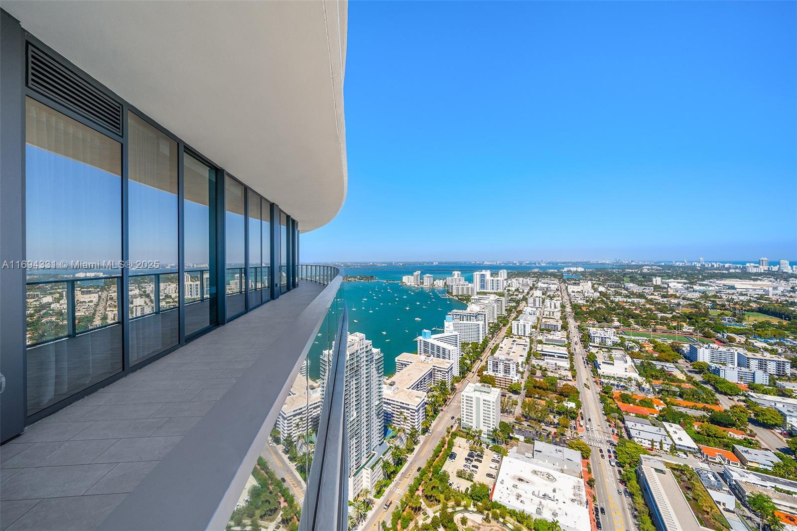 FIVE PARK - Residential