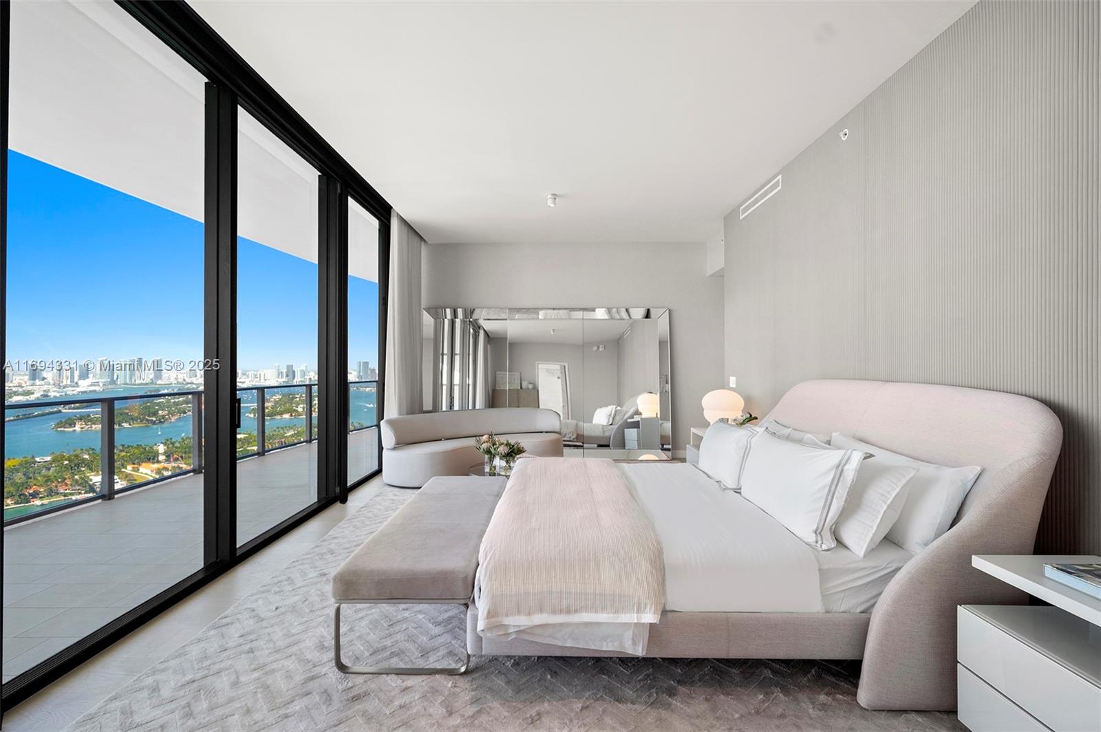 FIVE PARK - Residential