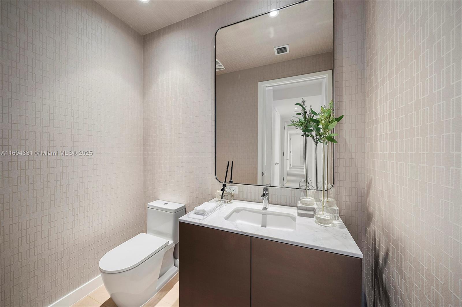 FIVE PARK - Residential