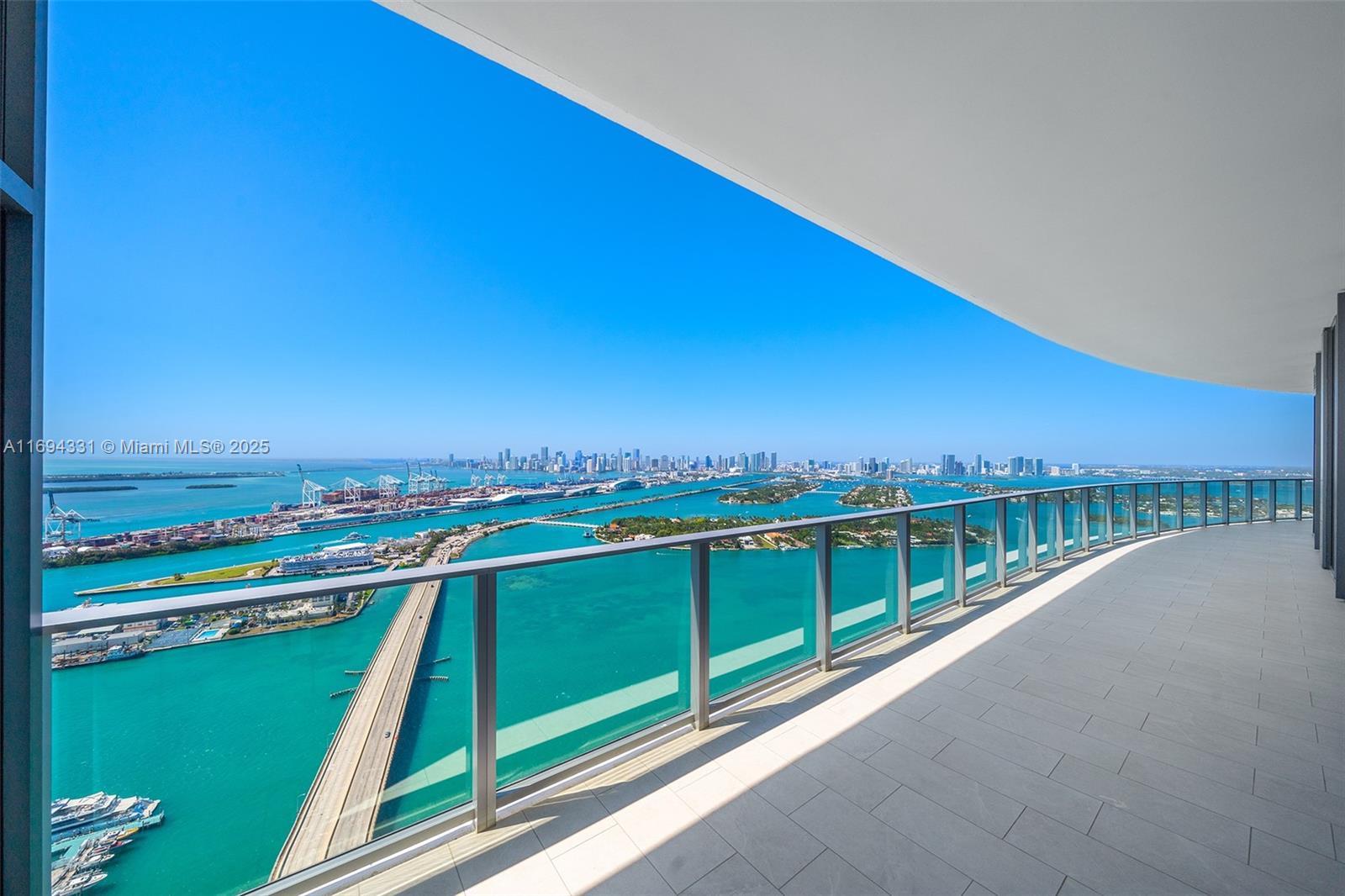 FIVE PARK - Residential