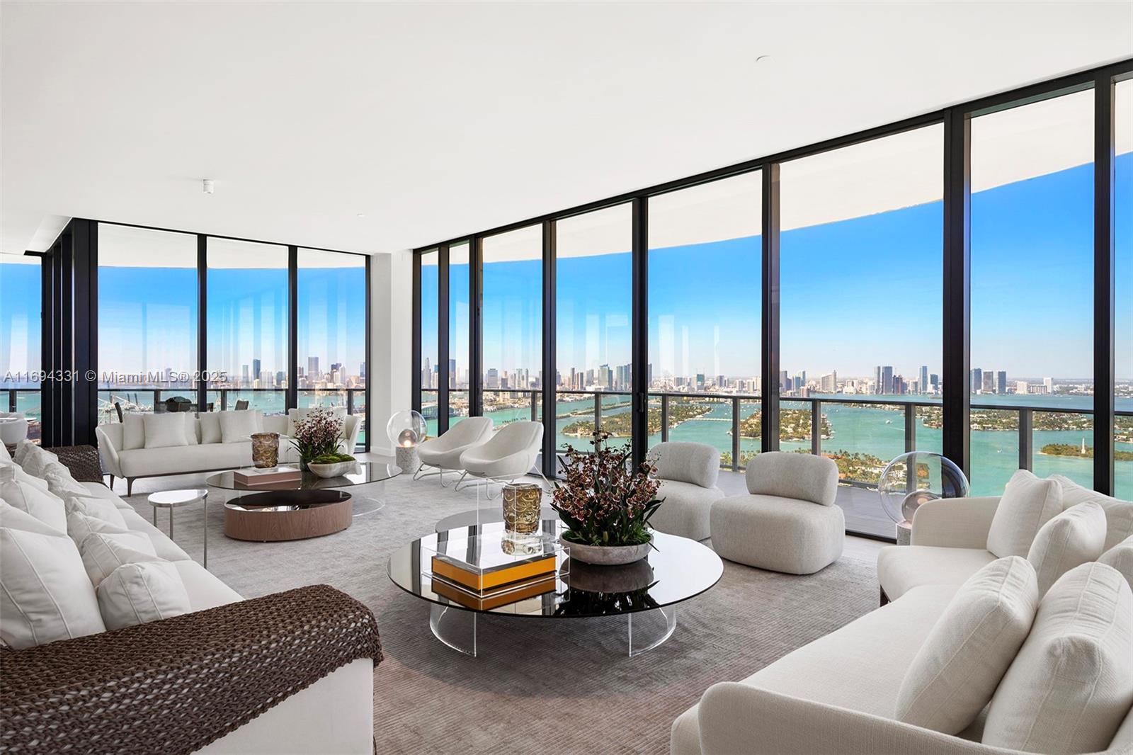 FIVE PARK - Residential