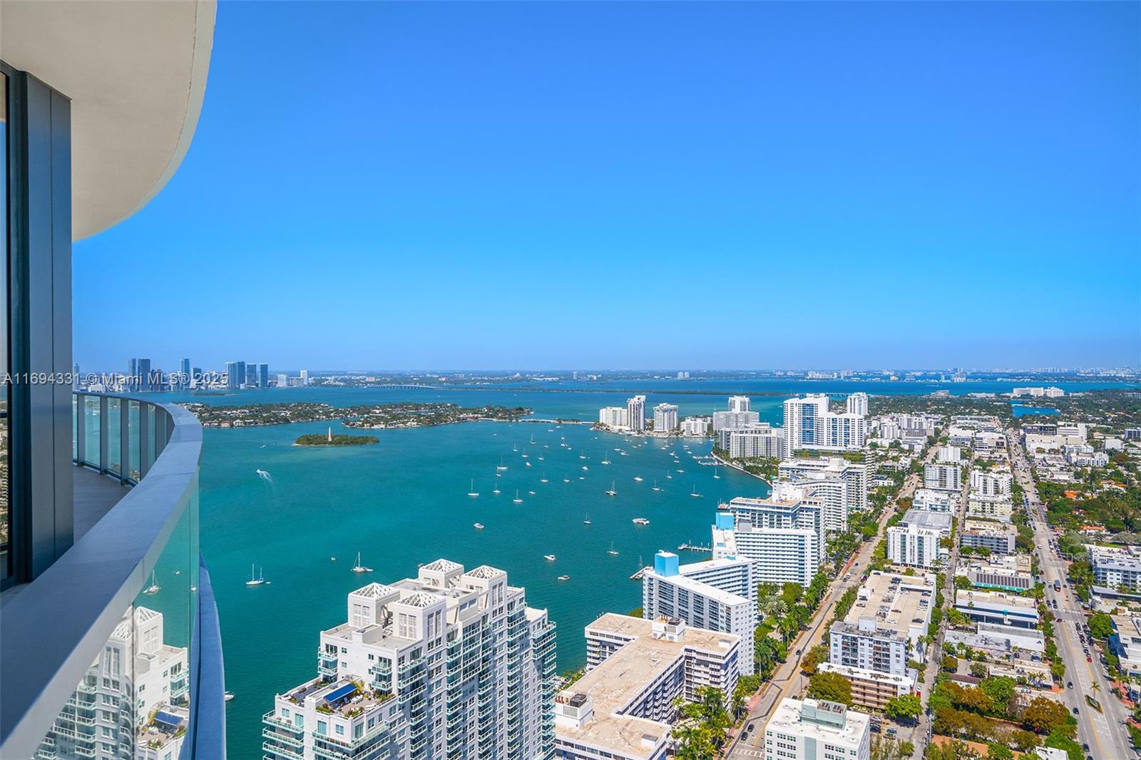 FIVE PARK - Residential