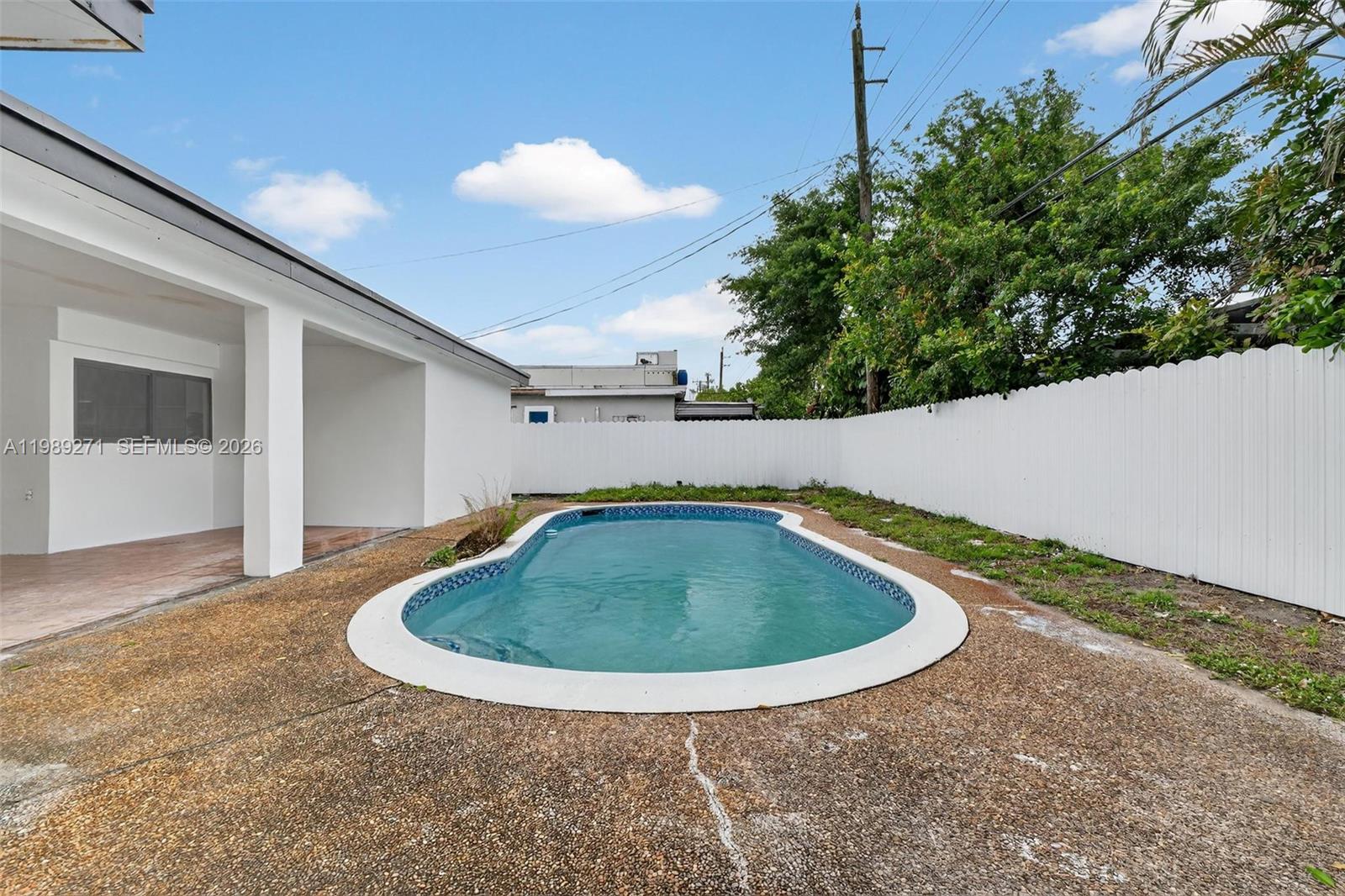 MIRAMAR PARK FOURTH ADD - Residential