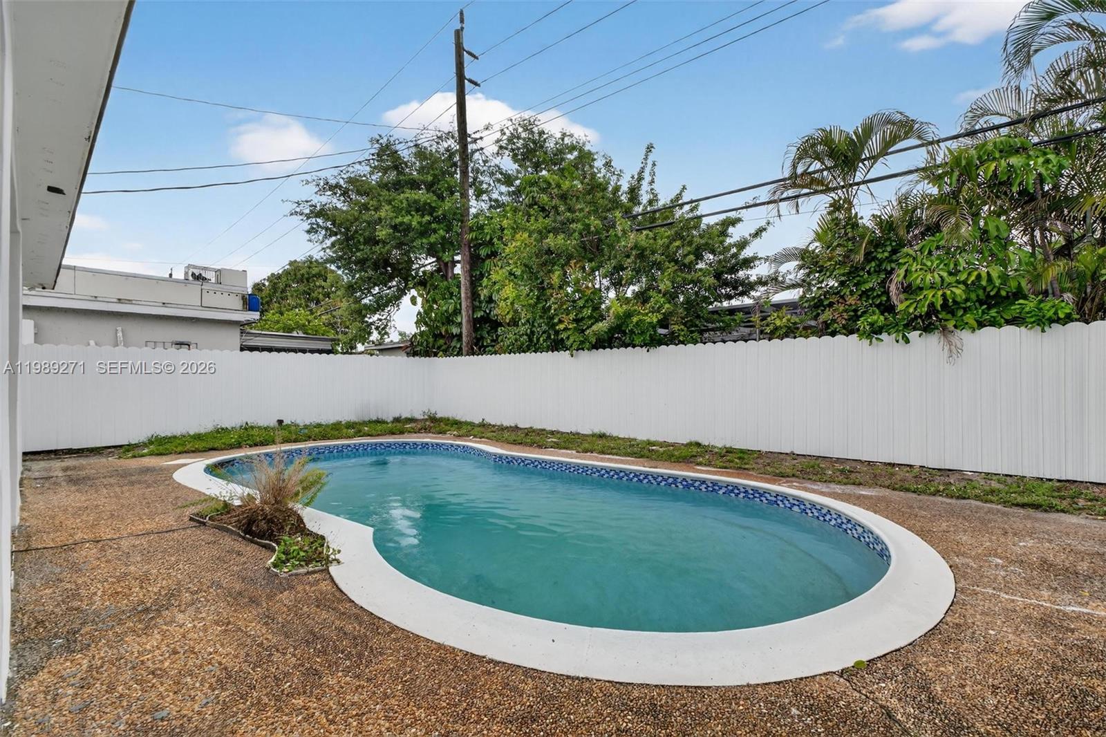 MIRAMAR PARK FOURTH ADD - Residential