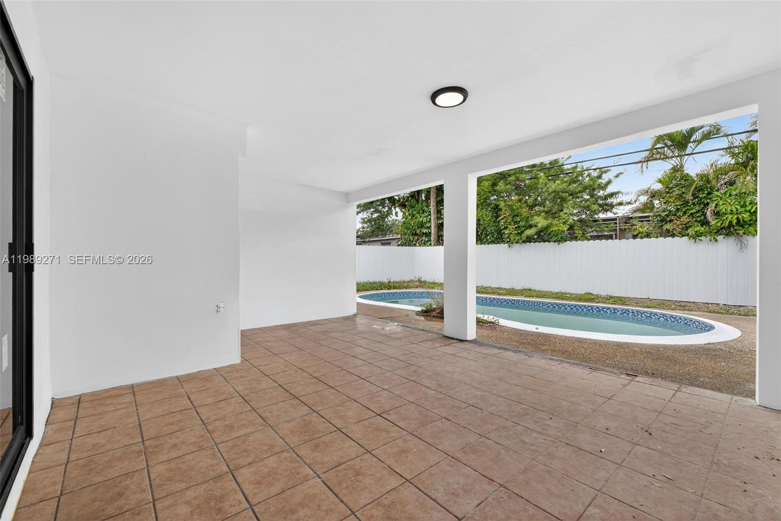 MIRAMAR PARK FOURTH ADD - Residential