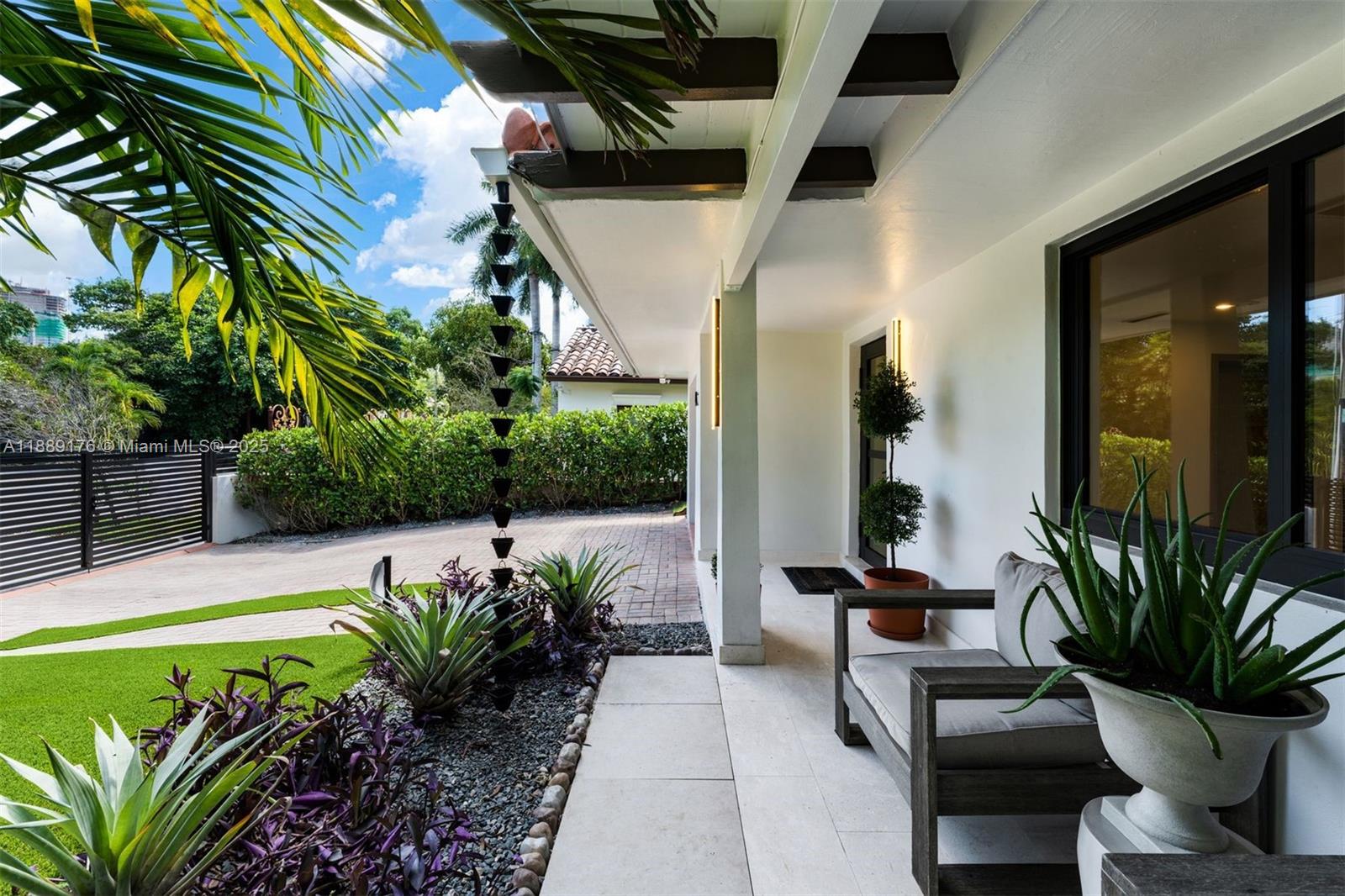 HOLLEMAN PARK - Residential Lease