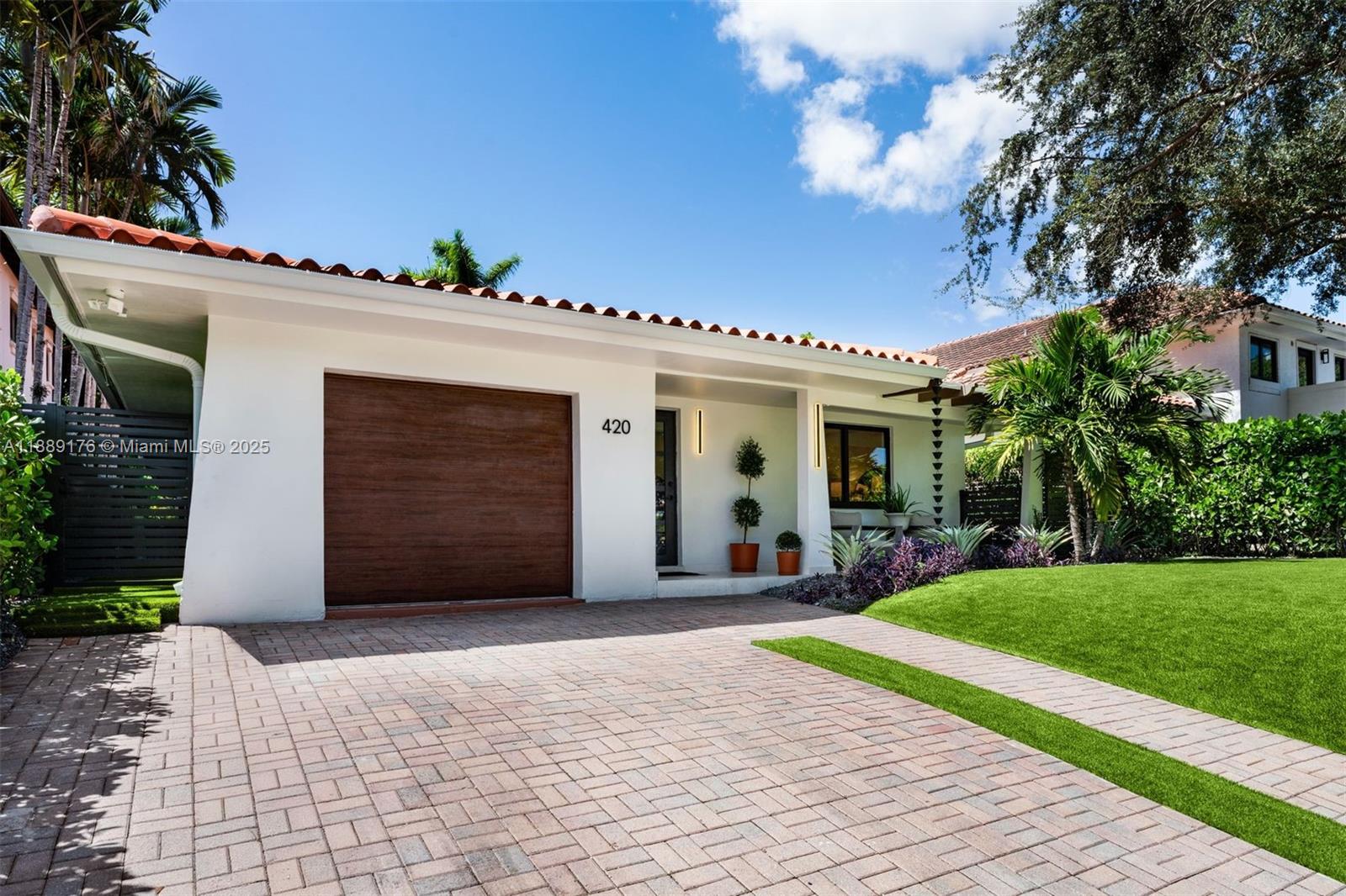 HOLLEMAN PARK - Residential Lease