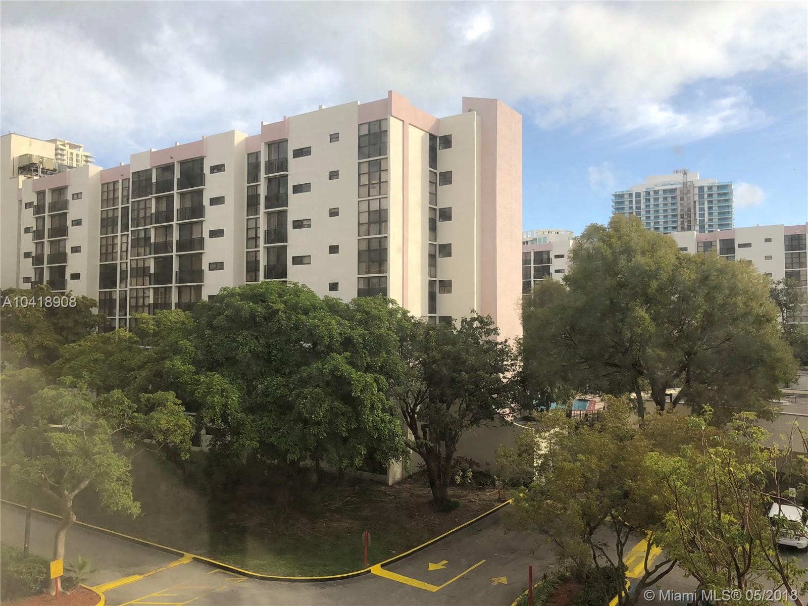 PLAZA OF AMERICAS CONDO P - Residential Lease