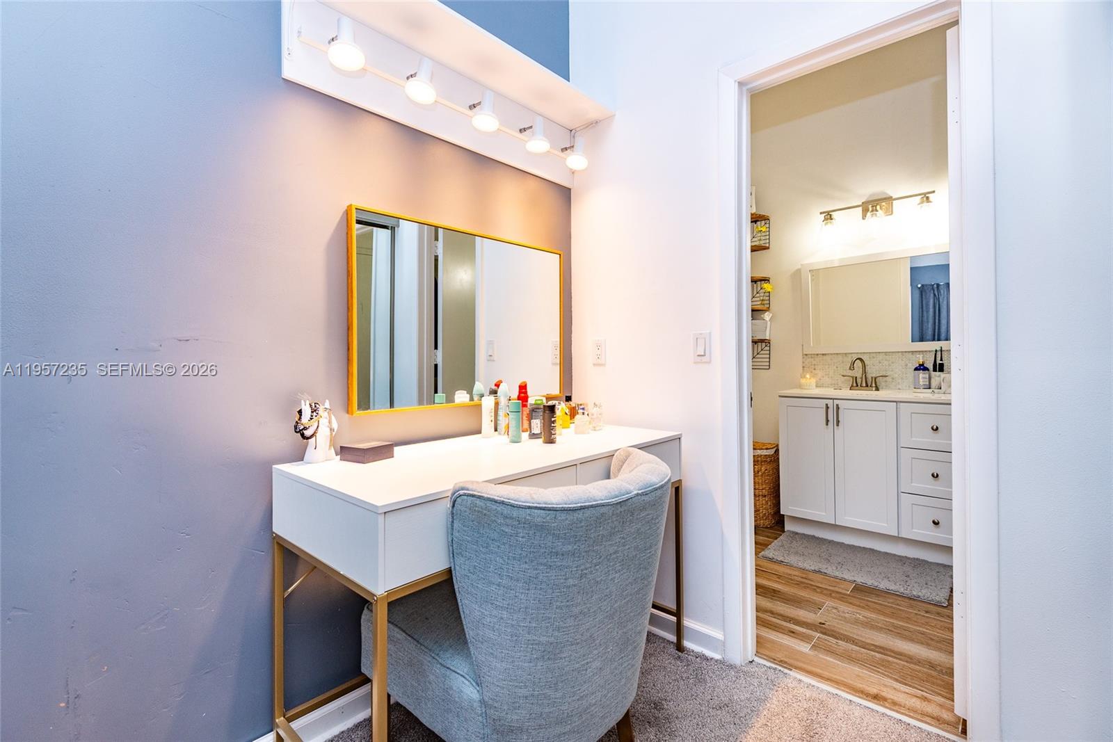 ROCK ISLAND LAND CORP - Residential