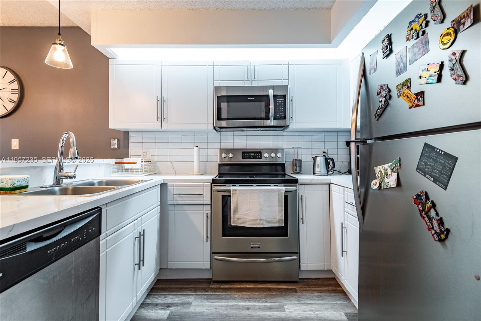 ROCK ISLAND LAND CORP - Residential