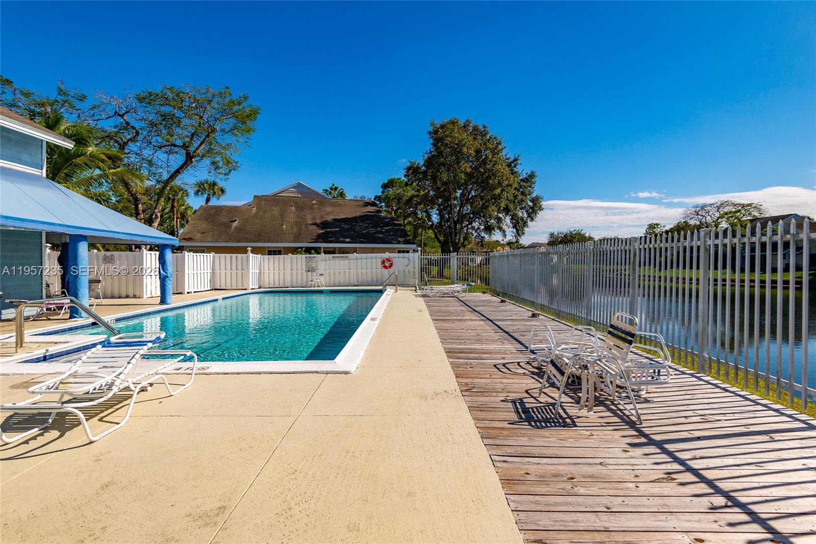 ROCK ISLAND LAND CORP - Residential