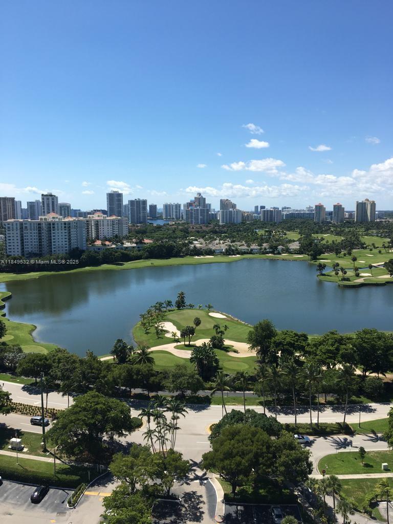 FLAMENCO CONDO TOWER I - Residential