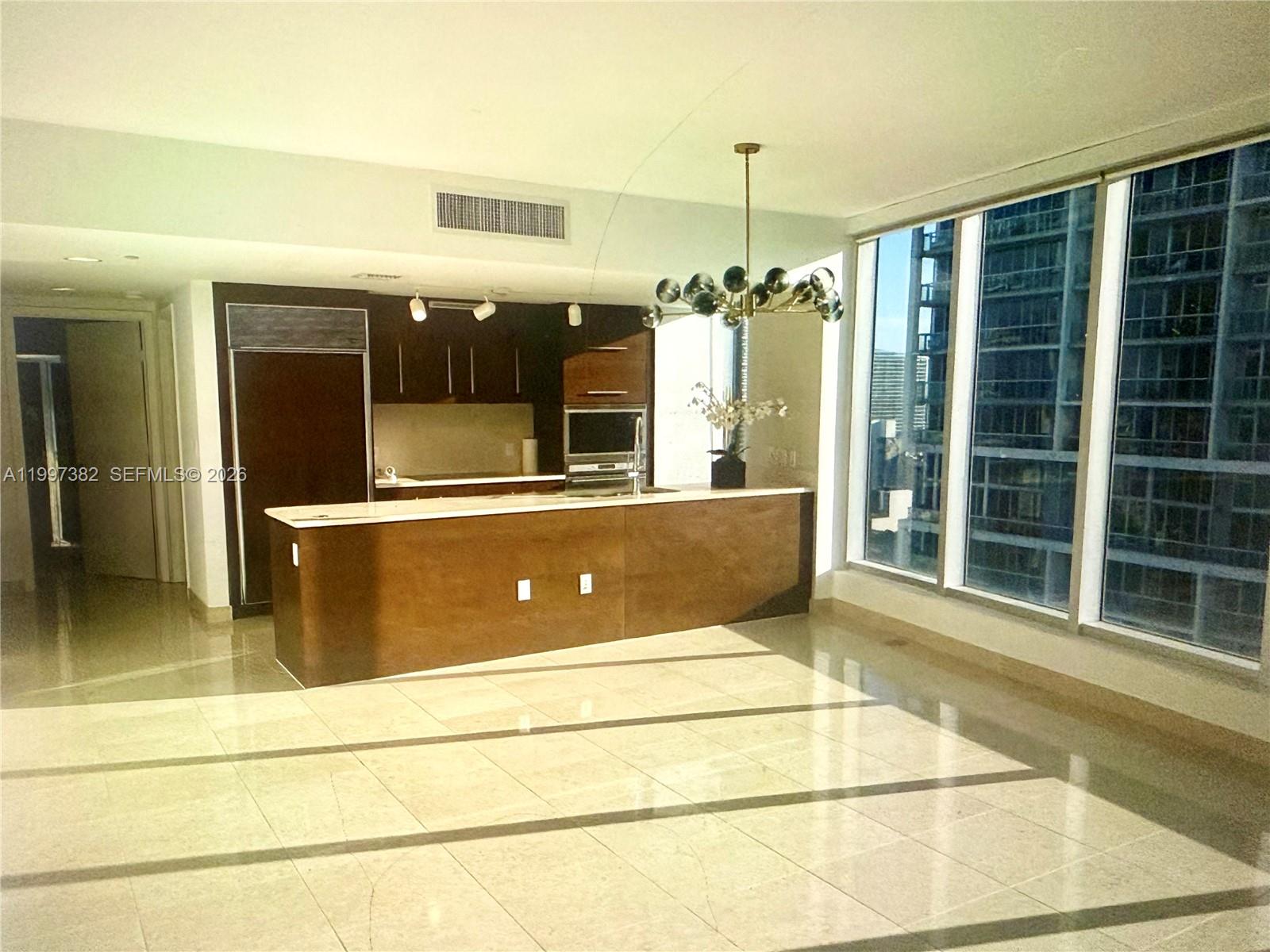 475 Brickell Ave 2915