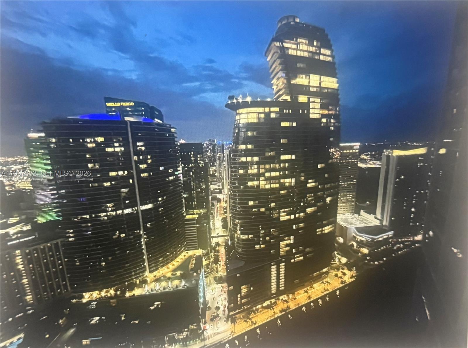 ICONBRICKELL CONDO NO 1 - Residential Lease