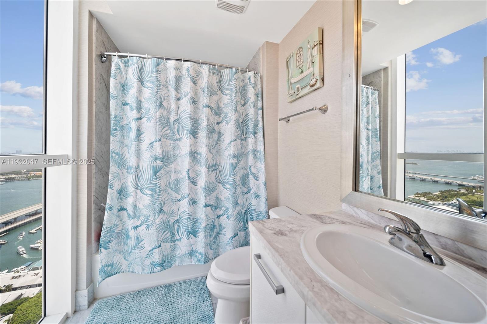 VIZCAYNE NORTH CONDO - Residential Lease