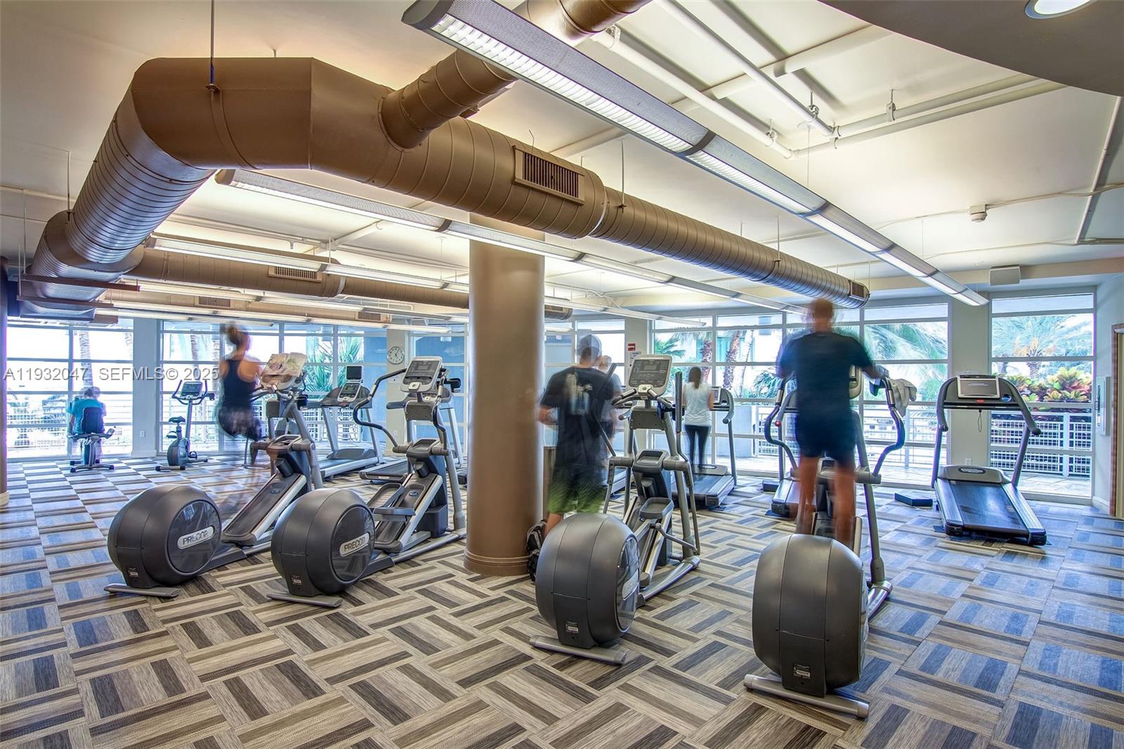 VIZCAYNE NORTH CONDO - Residential Lease