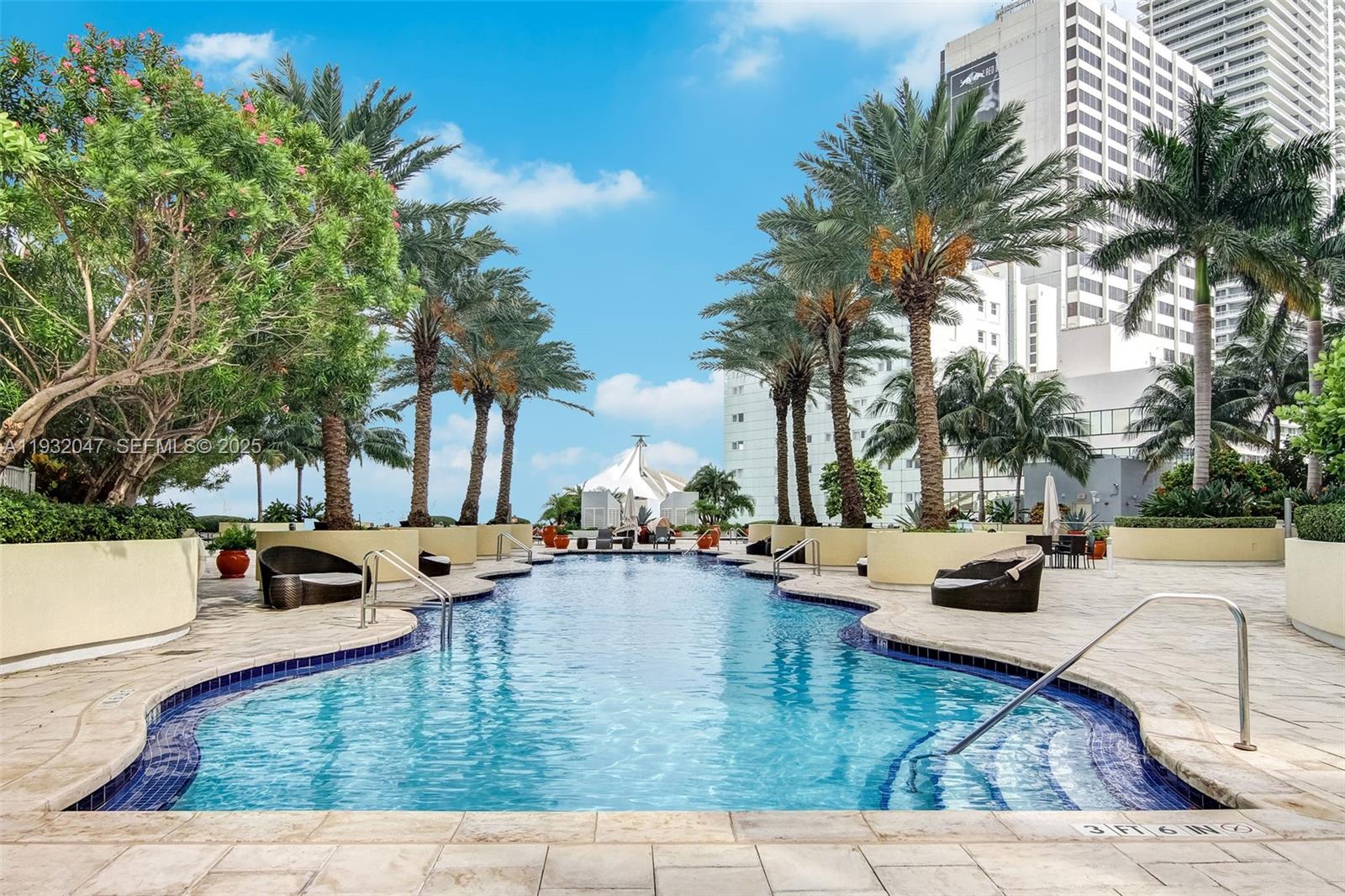 VIZCAYNE NORTH CONDO - Residential Lease