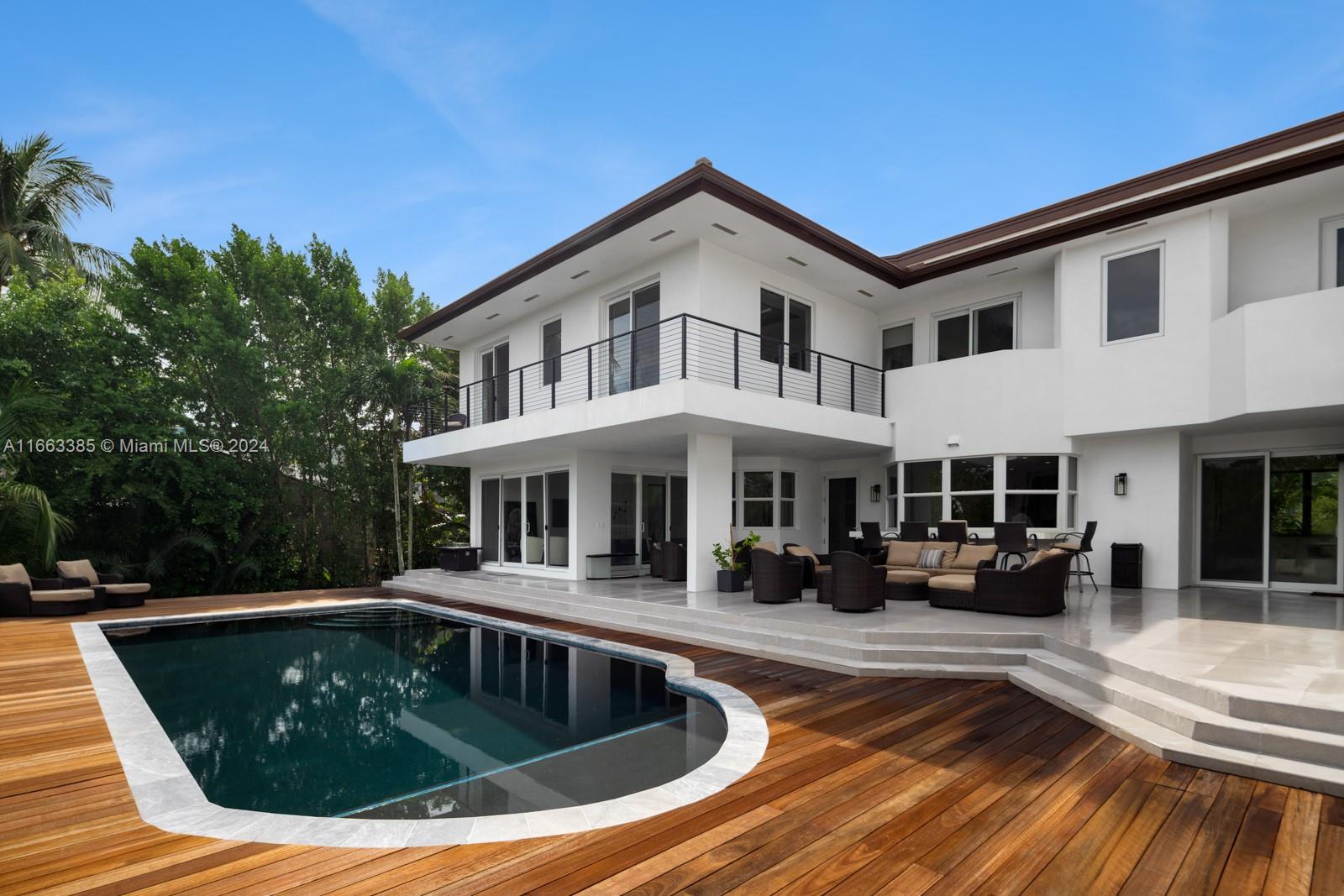 HAMMOCK OAKS HARBOR SEC 3 - Residential