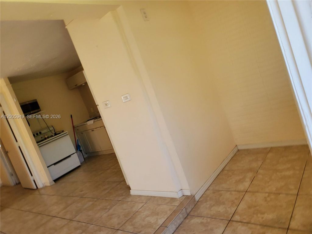 Photo of 2114 Mckinley St #REAR A, Hollywood, FL 33020 (MLS # A12005949)