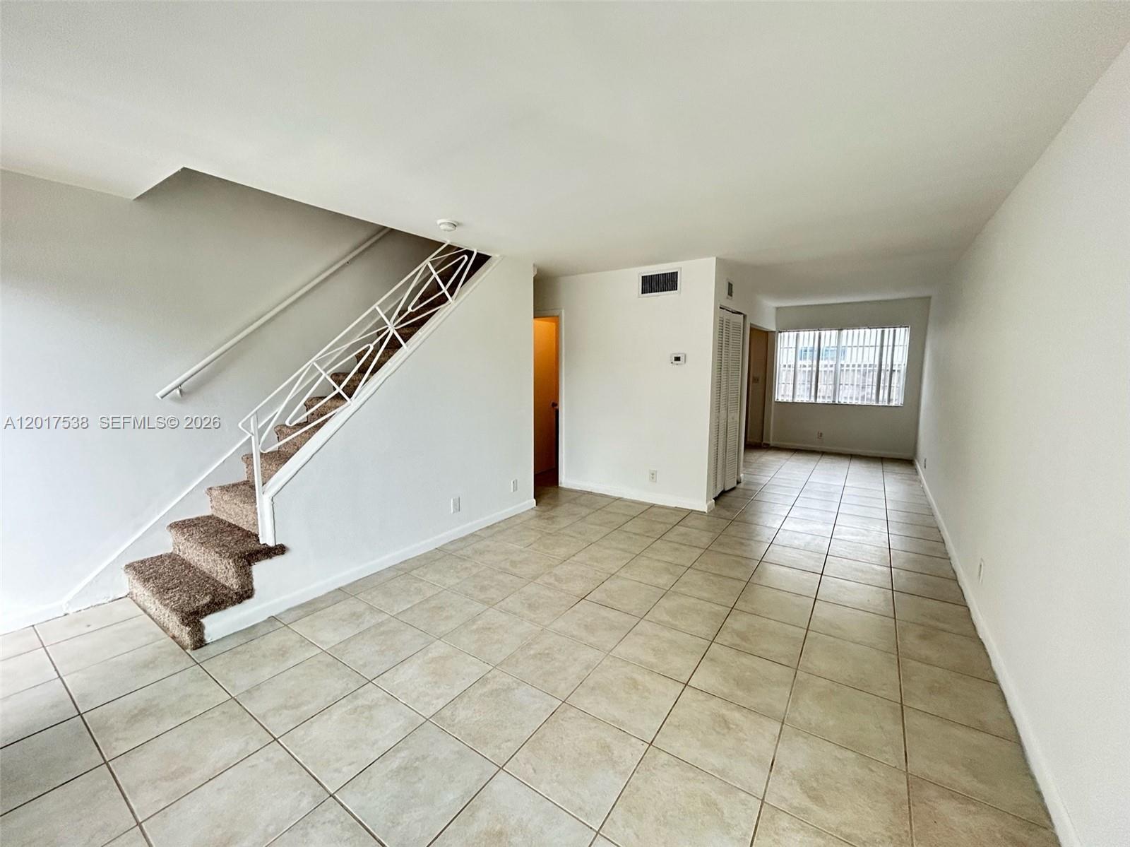4817 NW 9th Dr 4817 - Image 1