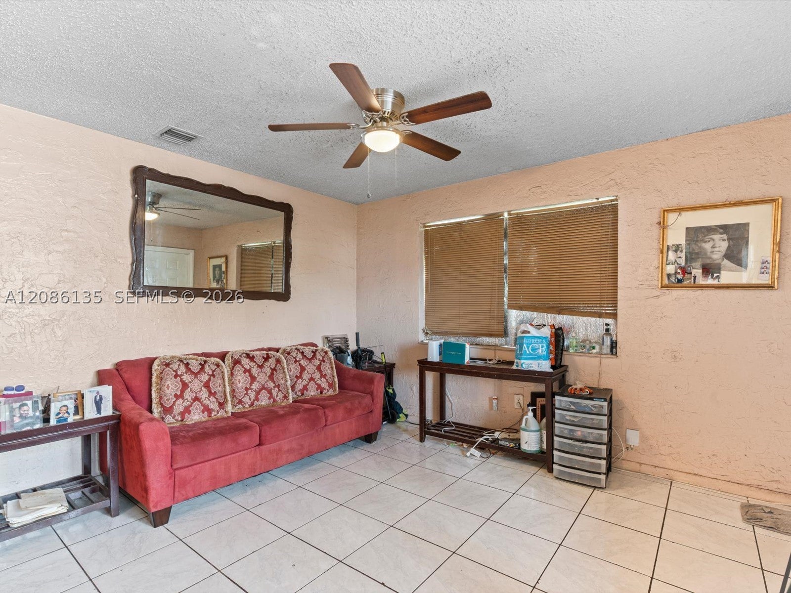 2118 NW 47th St, Miami, FL, 33142/$330,000 2 2118 NW 47th St