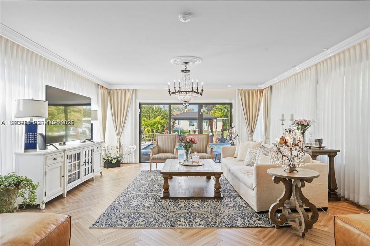 BISCAYNE POINT - Residential Lease