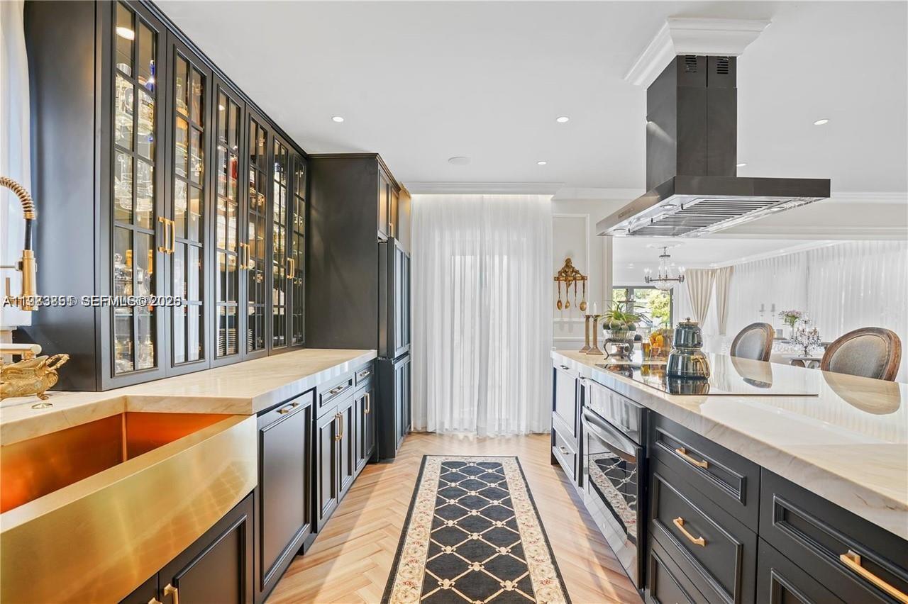 BISCAYNE POINT - Residential Lease