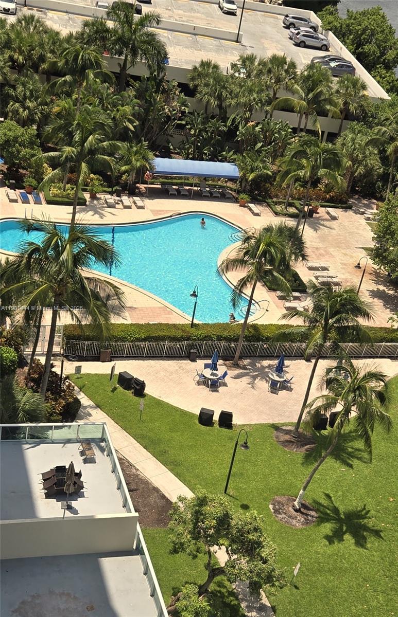 OCEANVIEW BUILDING A COND - Residential Lease