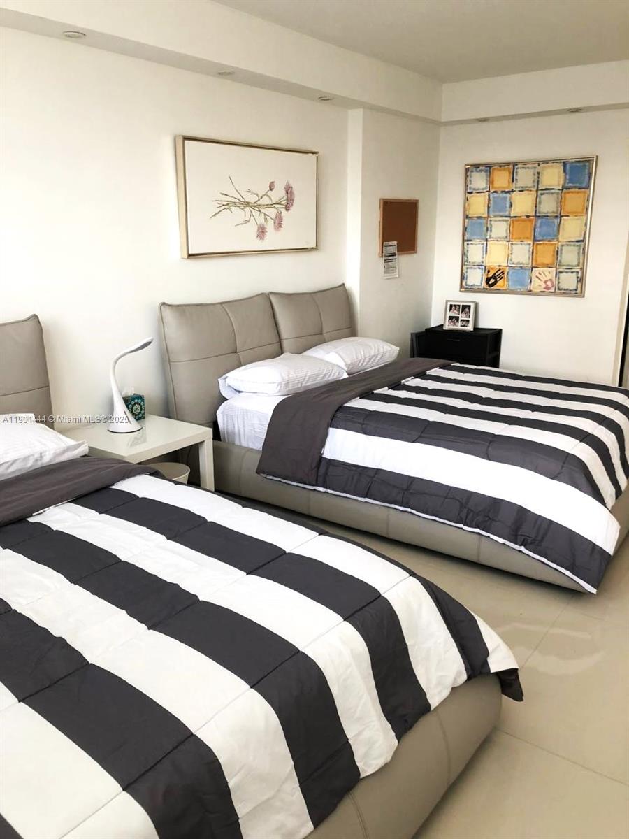 OCEANVIEW BUILDING A COND - Residential Lease