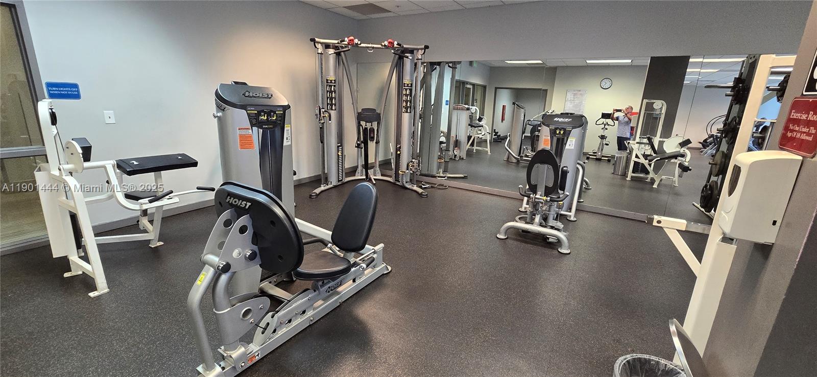 OCEANVIEW BUILDING A COND - Residential Lease