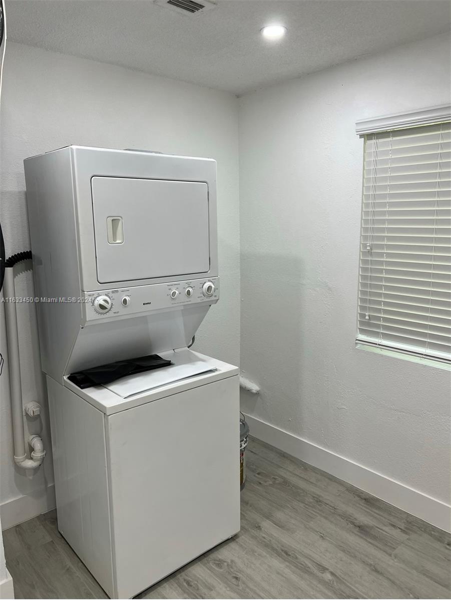 BETTY LU HOMESITES - Residential Lease