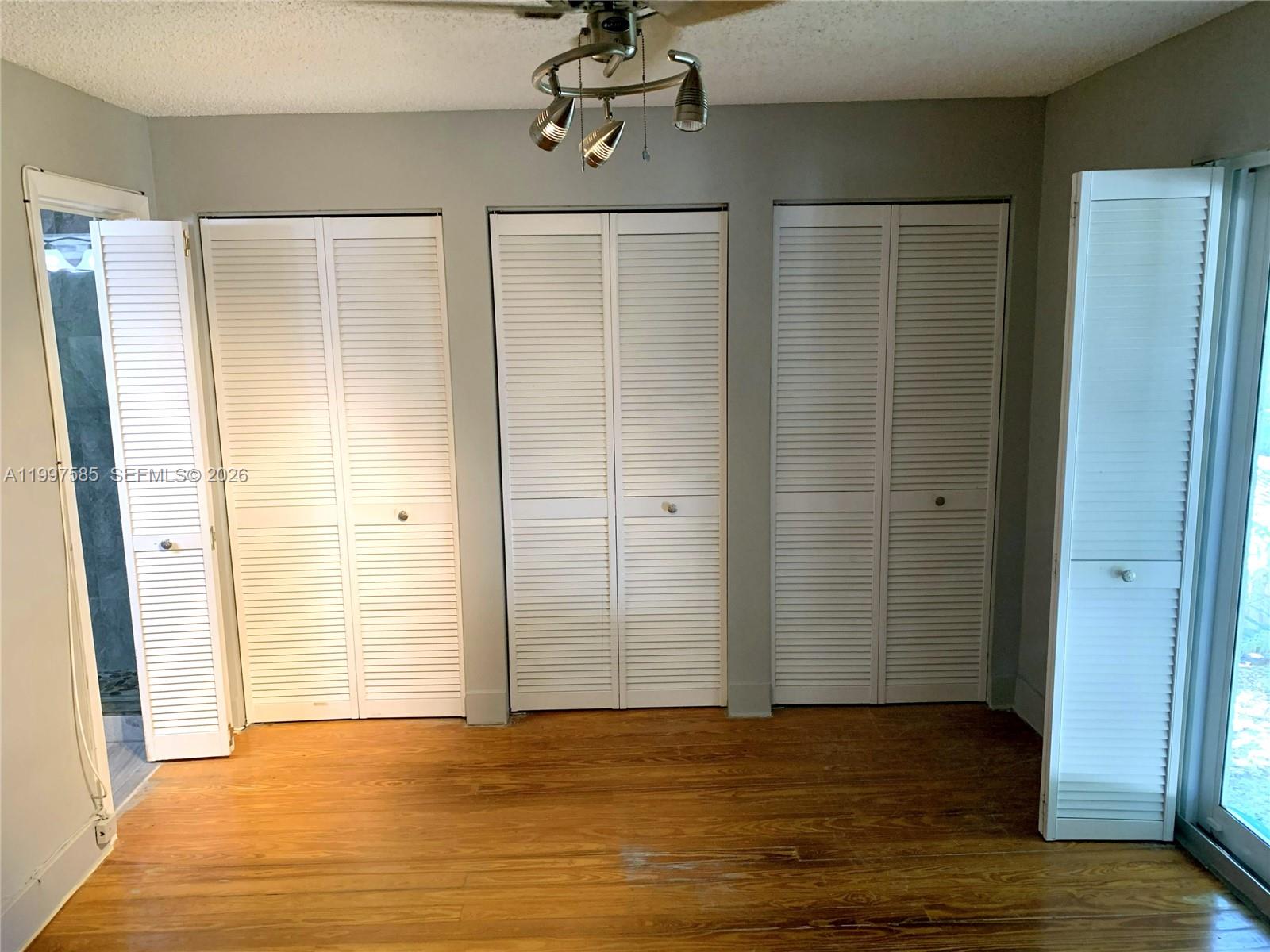 SANTA BARBARA TOWNHOMES C - Residential