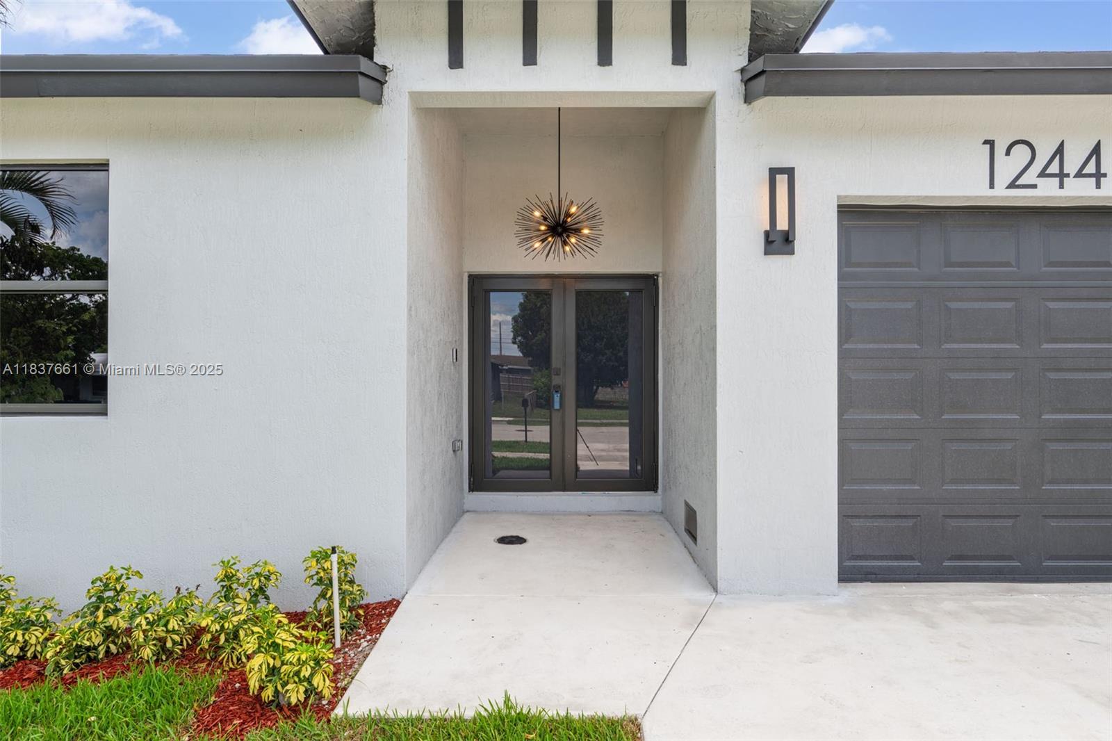 1244 NW 30th Ave