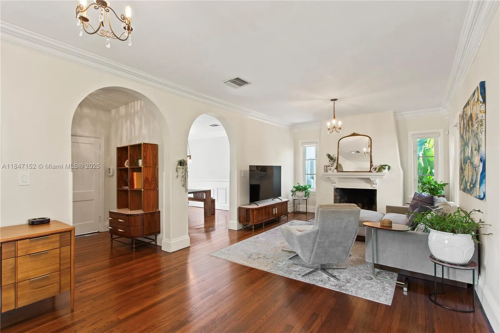 Coral Gables, Florida 33134, United States, 3 Bedrooms Bedrooms, ,3 BathroomsBathrooms,Residential,Active,178622