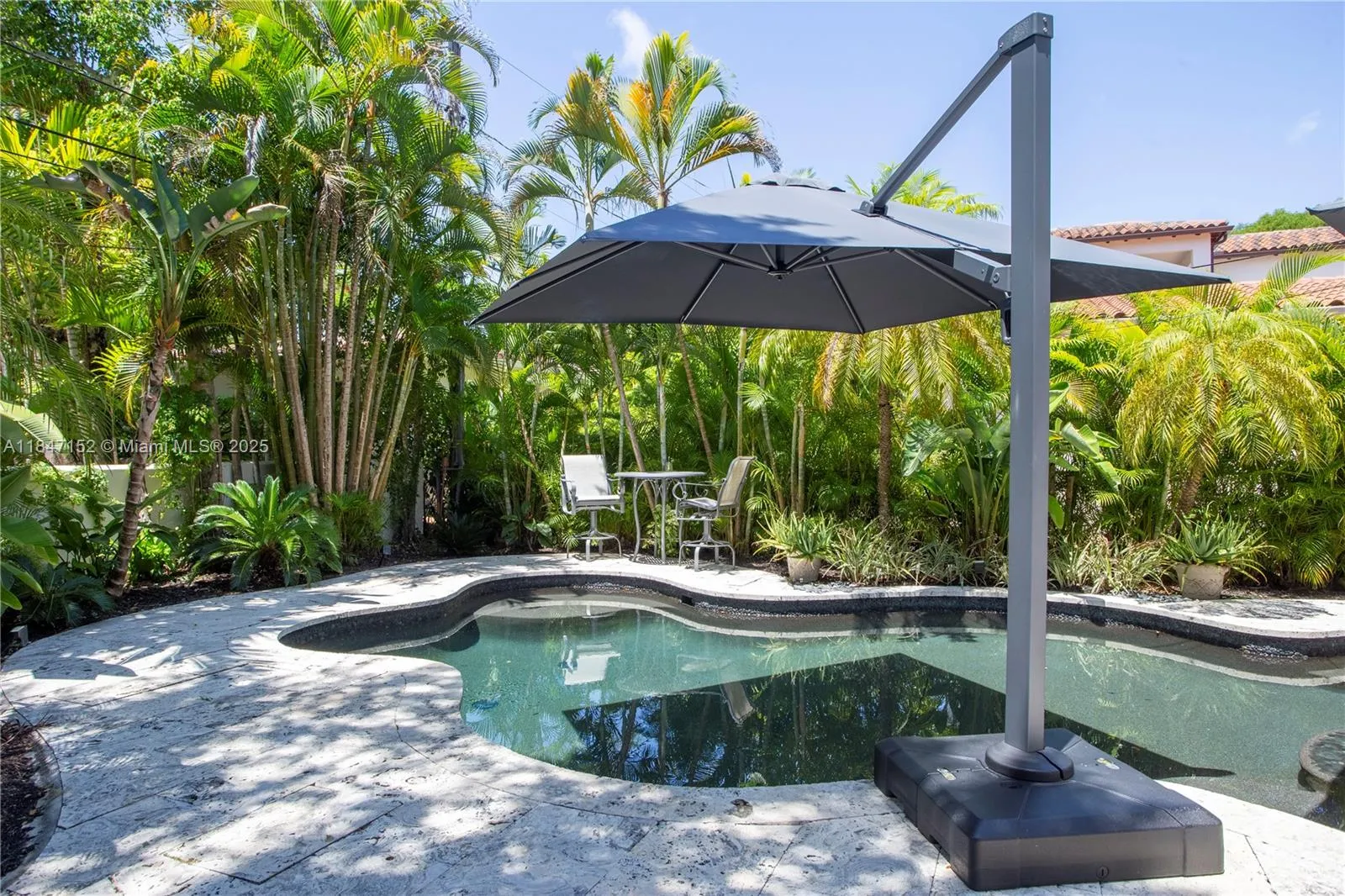 Coral Gables, Florida 33134, United States, 3 Bedrooms Bedrooms, ,3 BathroomsBathrooms,Residential,Active,178622