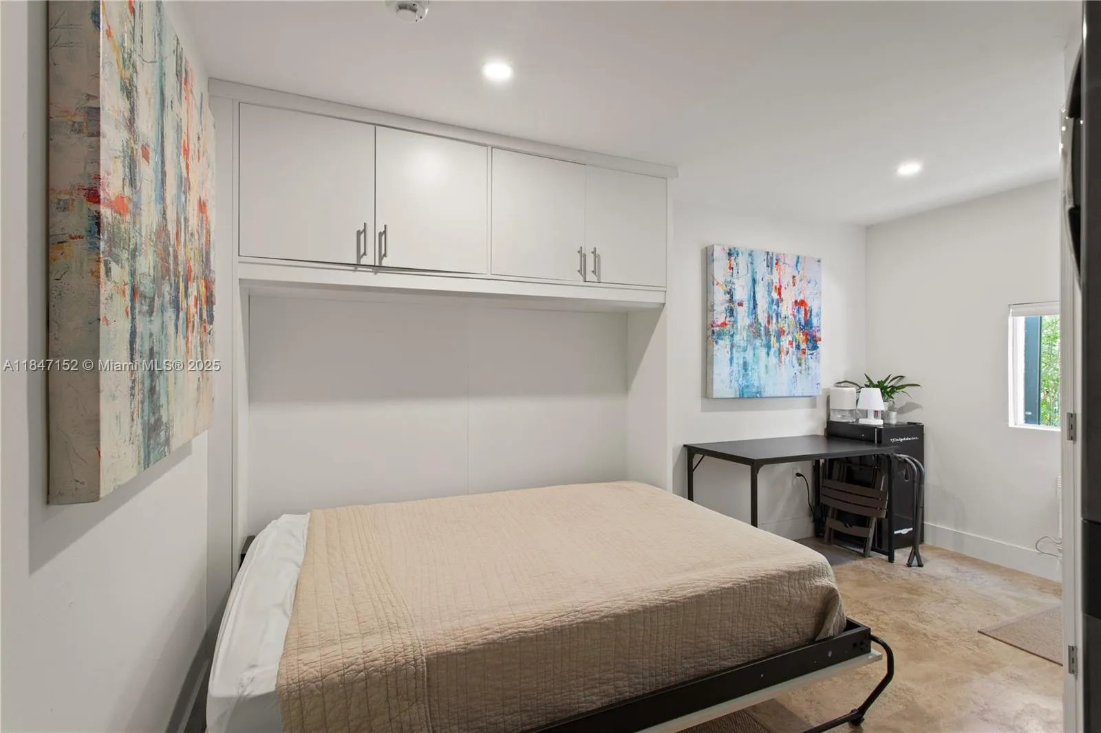 Coral Gables, Florida 33134, United States, 3 Bedrooms Bedrooms, ,3 BathroomsBathrooms,Residential,Active,178622